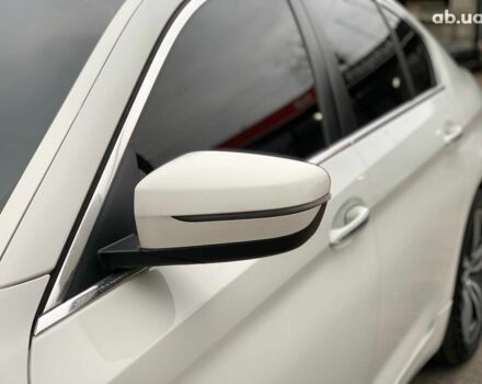 Білий БМВ 5 Серія, об'ємом двигуна 2 л та пробігом 220 тис. км за 23290 $, фото 8 на Automoto.ua