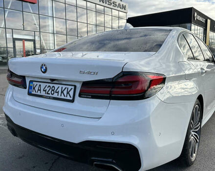 Белый БМВ 5 Серия, объемом двигателя 3 л и пробегом 131 тыс. км за 33000 $, фото 1 на Automoto.ua