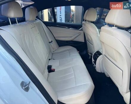 Білий БМВ 5 Серія, об'ємом двигуна 2 л та пробігом 221 тис. км за 19500 $, фото 20 на Automoto.ua