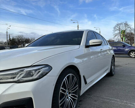 Белый БМВ 5 Серия, объемом двигателя 3 л и пробегом 131 тыс. км за 33000 $, фото 13 на Automoto.ua