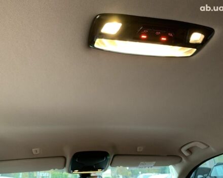 Білий БМВ 5 Серія, об'ємом двигуна 2 л та пробігом 220 тис. км за 23290 $, фото 32 на Automoto.ua