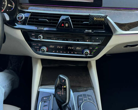 Белый БМВ 5 Серия, объемом двигателя 2 л и пробегом 135 тыс. км за 29999 $, фото 28 на Automoto.ua