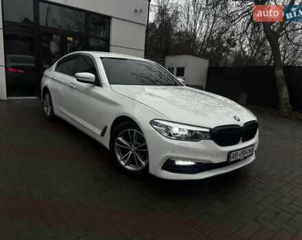Белый БМВ 5 Серия, объемом двигателя 2 л и пробегом 221 тыс. км за 21500 $, фото 2 на Automoto.ua