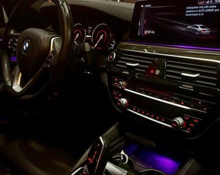 Білий БМВ 5 Серія, об'ємом двигуна 2 л та пробігом 68 тис. км за 31900 $, фото 7 на Automoto.ua