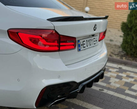 Белый БМВ 5 Серия, объемом двигателя 3 л и пробегом 163 тыс. км за 31500 $, фото 21 на Automoto.ua