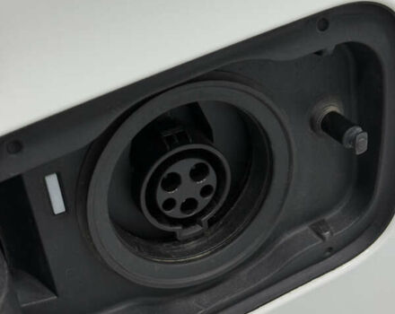 Белый БМВ 5 Серия, объемом двигателя 2 л и пробегом 169 тыс. км за 27500 $, фото 19 на Automoto.ua