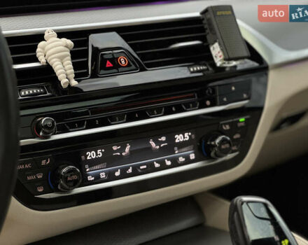 Белый БМВ 5 Серия, объемом двигателя 4.39 л и пробегом 106 тыс. км за 38000 $, фото 18 на Automoto.ua