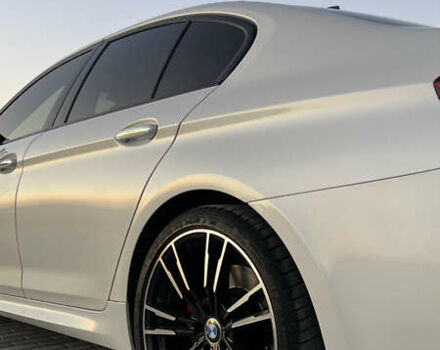 Белый БМВ 5 Серия, объемом двигателя 2.99 л и пробегом 245 тыс. км за 36000 $, фото 8 на Automoto.ua