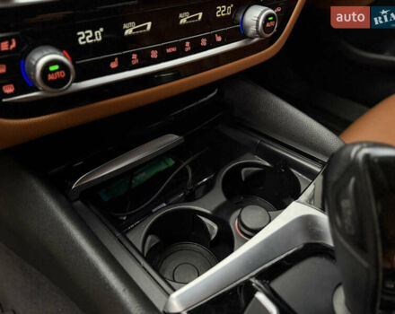 Білий БМВ 5 Серія, об'ємом двигуна 2 л та пробігом 222 тис. км за 23500 $, фото 19 на Automoto.ua