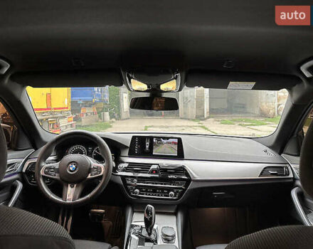 БМВ 5 Серия 2017 в Львове на Automoto.ua Белый БМВ 5 Серия, объемом двигателя 2 л и пробегом 107 тыс. км за 27500 $, фото 20 на Automoto.ua