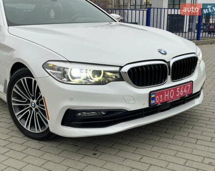 Белый БМВ 5 Серия, объемом двигателя 2 л и пробегом 196 тыс. км за 23000 $, фото 1 на Automoto.ua