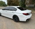 БМВ 5 Серия 2017 в Львове на Automoto.ua Белый БМВ 5 Серия, объемом двигателя 2 л и пробегом 107 тыс. км за 25500 $, фото 4 на Automoto.ua