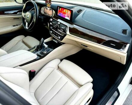 Белый БМВ 5 Серия, объемом двигателя 2 л и пробегом 83 тыс. км за 28800 $, фото 44 на Automoto.ua