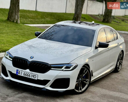 Белый БМВ 5 Серия, объемом двигателя 4.39 л и пробегом 106 тыс. км за 38000 $, фото 2 на Automoto.ua