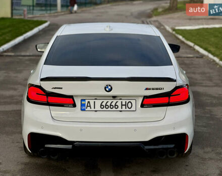 Белый БМВ 5 Серия, объемом двигателя 4.39 л и пробегом 106 тыс. км за 38000 $, фото 4 на Automoto.ua