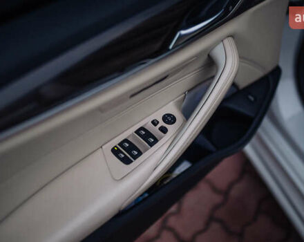 Белый БМВ 5 Серия, объемом двигателя 3 л и пробегом 139 тыс. км за 35000 $, фото 68 на Automoto.ua