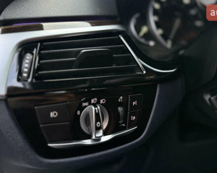 Белый БМВ 5 Серия, объемом двигателя 2 л и пробегом 143 тыс. км за 24800 $, фото 68 на Automoto.ua