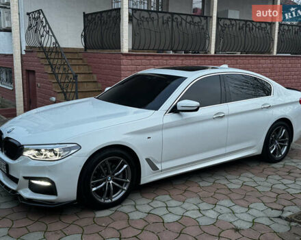 Білий БМВ 5 Серія, об'ємом двигуна 2 л та пробігом 123 тис. км за 31900 $, фото 6 на Automoto.ua