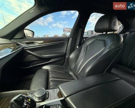 Білий БМВ 5 Серія, об'ємом двигуна 2 л та пробігом 115 тис. км за 26500 $, фото 70 на Automoto.ua