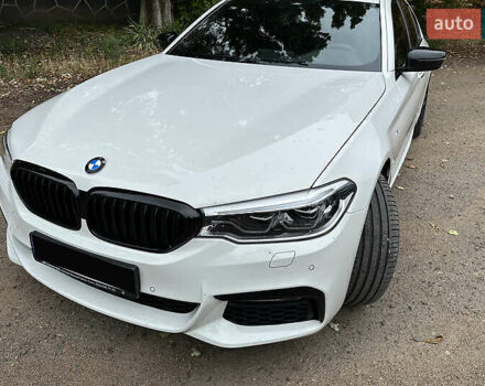 БМВ 5 Серия 2017 в Львове на Automoto.ua Белый БМВ 5 Серия, объемом двигателя 2 л и пробегом 107 тыс. км за 27500 $, фото 2 на Automoto.ua