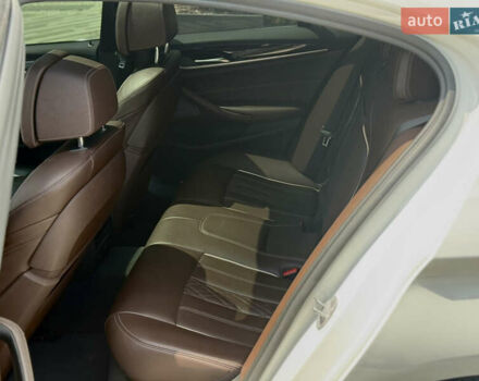 Білий БМВ 5 Серія, об'ємом двигуна 4.39 л та пробігом 153 тис. км за 39500 $, фото 16 на Automoto.ua