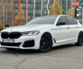 Белый БМВ 5 Серия, объемом двигателя 3 л и пробегом 220 тыс. км за 29950 $, фото 1 на Automoto.ua