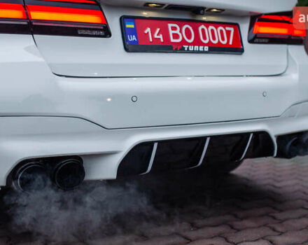 Белый БМВ 5 Серия, объемом двигателя 3 л и пробегом 139 тыс. км за 35000 $, фото 27 на Automoto.ua