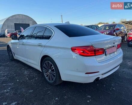Білий БМВ 5 Серія, об'ємом двигуна 2 л та пробігом 221 тис. км за 19500 $, фото 5 на Automoto.ua