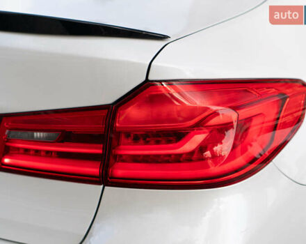 Білий БМВ 5 Серія, об'ємом двигуна 2 л та пробігом 178 тис. км за 27999 $, фото 8 на Automoto.ua