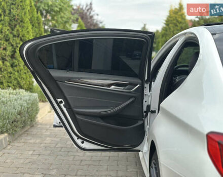 Білий БМВ 5 Серія, об'ємом двигуна 2 л та пробігом 132 тис. км за 24500 $, фото 34 на Automoto.ua