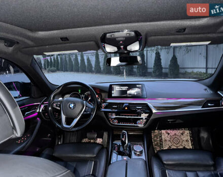 Белый БМВ 5 Серия, объемом двигателя 3 л и пробегом 146 тыс. км за 35000 $, фото 23 на Automoto.ua