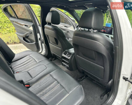 Білий БМВ 5 Серія, об'ємом двигуна 2 л та пробігом 132 тис. км за 24500 $, фото 28 на Automoto.ua