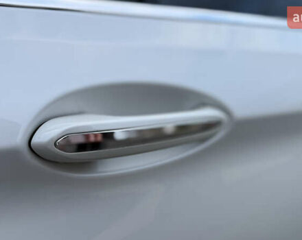 Белый БМВ 5 Серия, объемом двигателя 2 л и пробегом 143 тыс. км за 24800 $, фото 22 на Automoto.ua