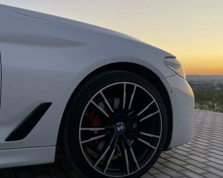 Белый БМВ 5 Серия, объемом двигателя 2.99 л и пробегом 245 тыс. км за 36000 $, фото 9 на Automoto.ua