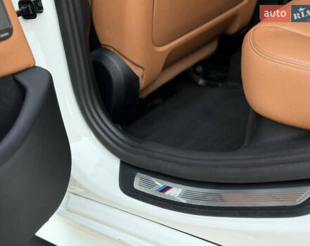 Белый БМВ 5 Серия, объемом двигателя 3 л и пробегом 163 тыс. км за 31500 $, фото 27 на Automoto.ua