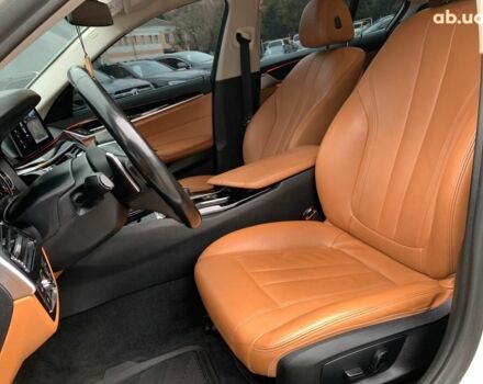 Білий БМВ 5 Серія, об'ємом двигуна 2 л та пробігом 220 тис. км за 23290 $, фото 25 на Automoto.ua