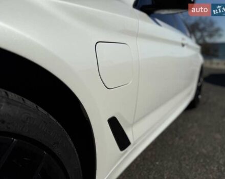 Белый БМВ 5 Серия, объемом двигателя 2 л и пробегом 139 тыс. км за 23900 $, фото 22 на Automoto.ua