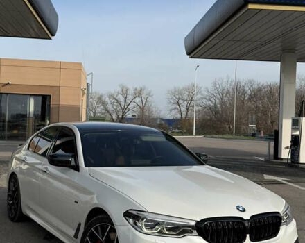 Белый БМВ 5 Серия, объемом двигателя 3 л и пробегом 140 тыс. км за 31900 $, фото 1 на Automoto.ua