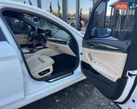 Білий БМВ 5 Серія, об'ємом двигуна 2 л та пробігом 221 тис. км за 19500 $, фото 19 на Automoto.ua