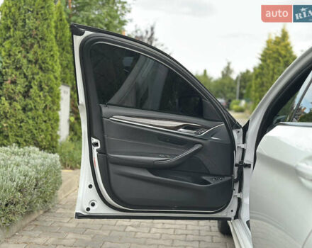 Білий БМВ 5 Серія, об'ємом двигуна 2 л та пробігом 132 тис. км за 24500 $, фото 48 на Automoto.ua