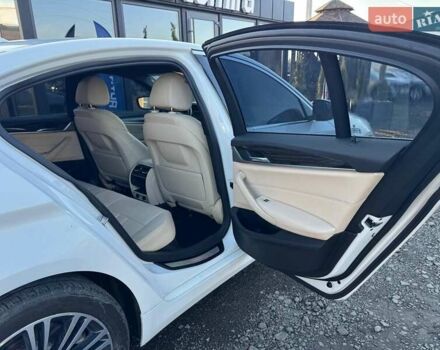 Білий БМВ 5 Серія, об'ємом двигуна 2 л та пробігом 221 тис. км за 19500 $, фото 23 на Automoto.ua