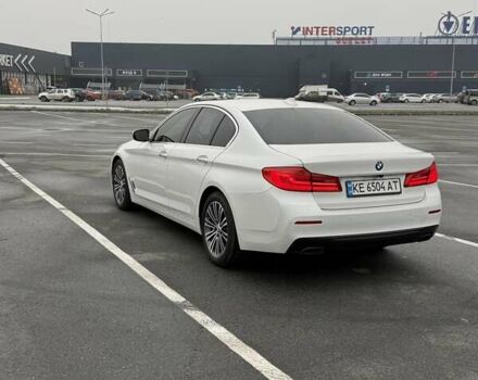 Белый БМВ 5 Серия, объемом двигателя 3 л и пробегом 145 тыс. км за 31000 $, фото 5 на Automoto.ua