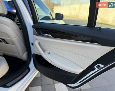 БМВ 5 Серія 2017 у Стрые на Automoto.ua Білий БМВ 5 Серія, об'ємом двигуна 2 л та пробігом 153 тис. км за 24500 $, фото 31 на Automoto.ua