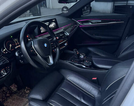 Белый БМВ 5 Серия, объемом двигателя 3 л и пробегом 146 тыс. км за 35000 $, фото 17 на Automoto.ua