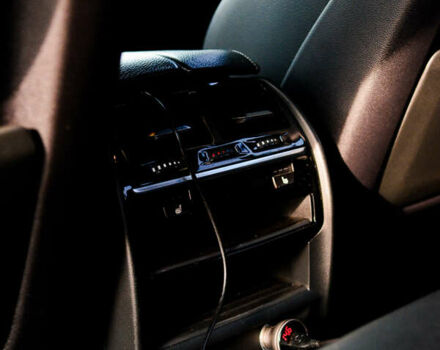 Белый БМВ 5 Серия, объемом двигателя 2 л и пробегом 225 тыс. км за 24500 $, фото 27 на Automoto.ua