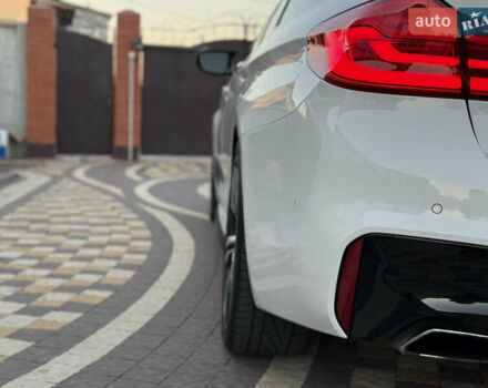 Білий БМВ 5 Серія, об'ємом двигуна 3 л та пробігом 159 тис. км за 33500 $, фото 24 на Automoto.ua