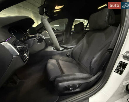 Білий БМВ 5 Серія, об'ємом двигуна 2 л та пробігом 124 тис. км за 33999 $, фото 18 на Automoto.ua