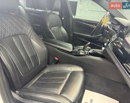 Белый БМВ 5 Серия, объемом двигателя 2.99 л и пробегом 245 тыс. км за 33000 $, фото 18 на Automoto.ua