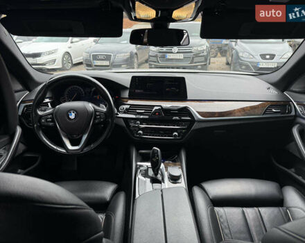 Белый БМВ 5 Серия, объемом двигателя 3 л и пробегом 132 тыс. км за 31500 $, фото 10 на Automoto.ua