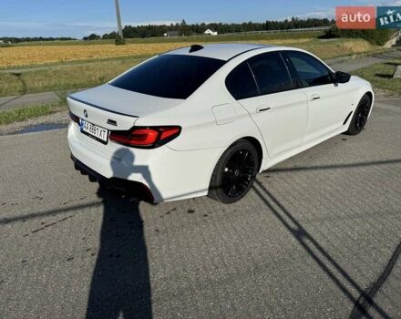 Білий БМВ 5 Серія, об'ємом двигуна 2 л та пробігом 166 тис. км за 31500 $, фото 4 на Automoto.ua